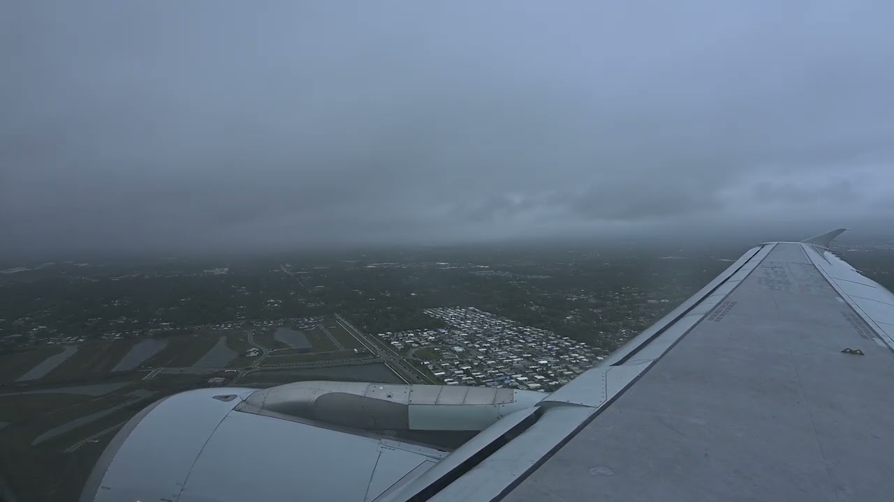 American Airlines Airbus A319 Landing PHL-SRQ 2-19-2025