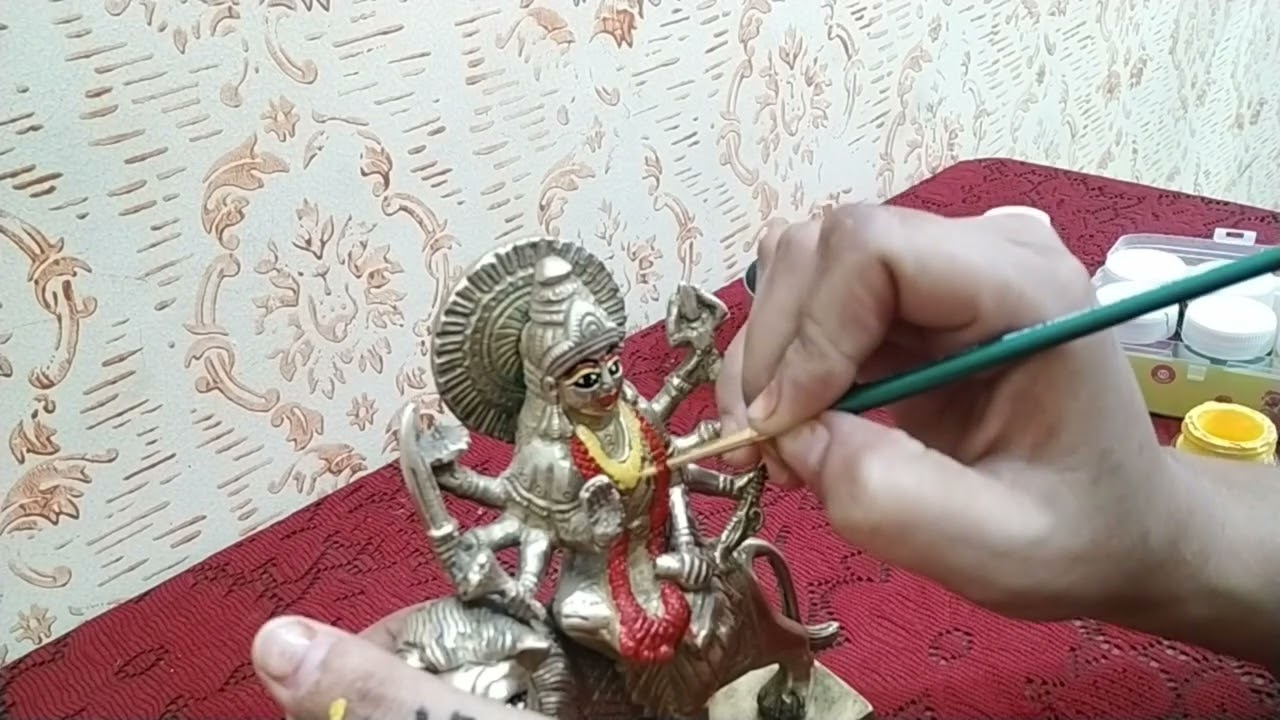 माता रानी का makeup बहुत आसानी से आप इस नवरात्रि जरूर करें 