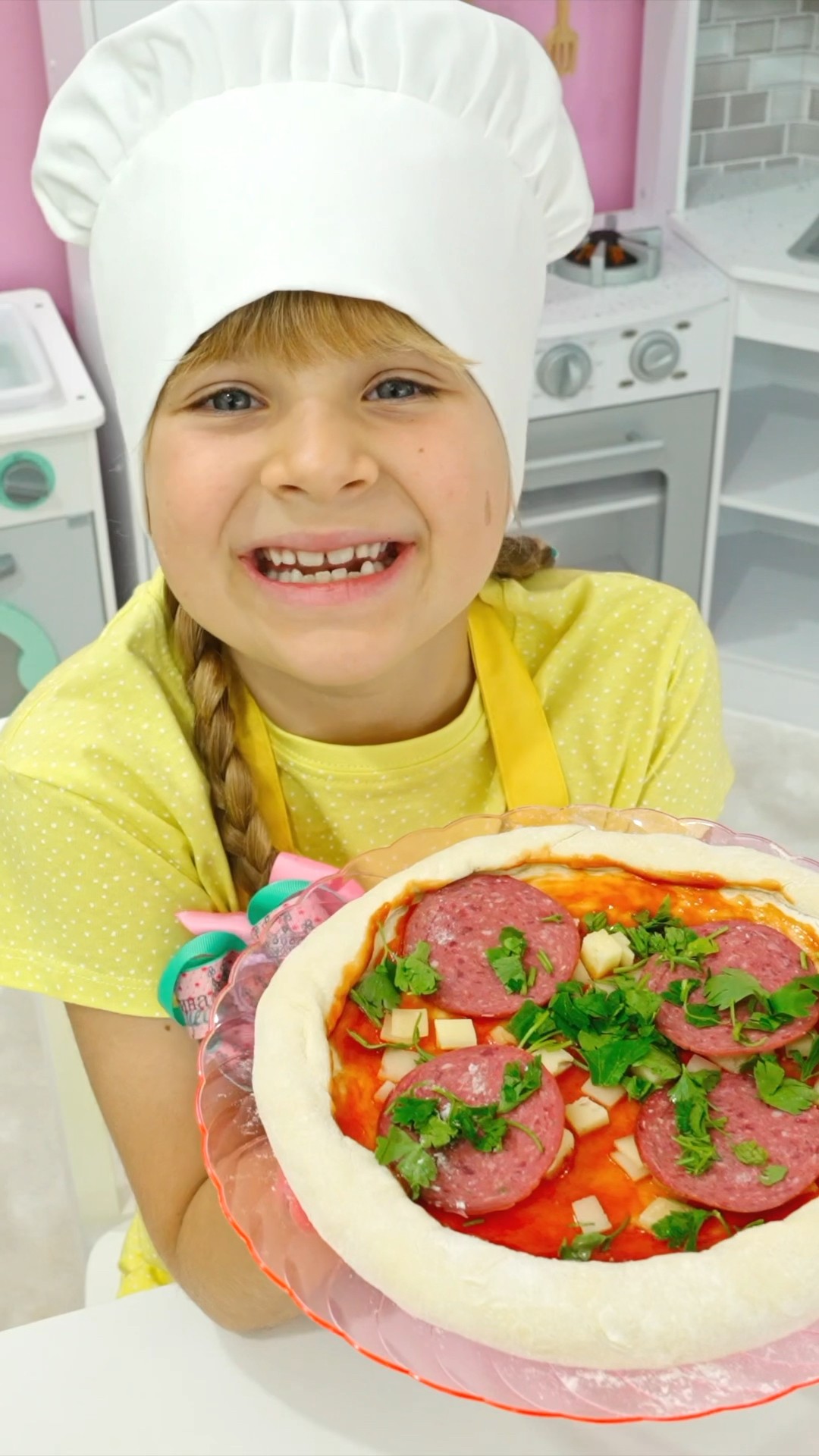 Diana cooks Pizza ?? at Oliver's Cafe