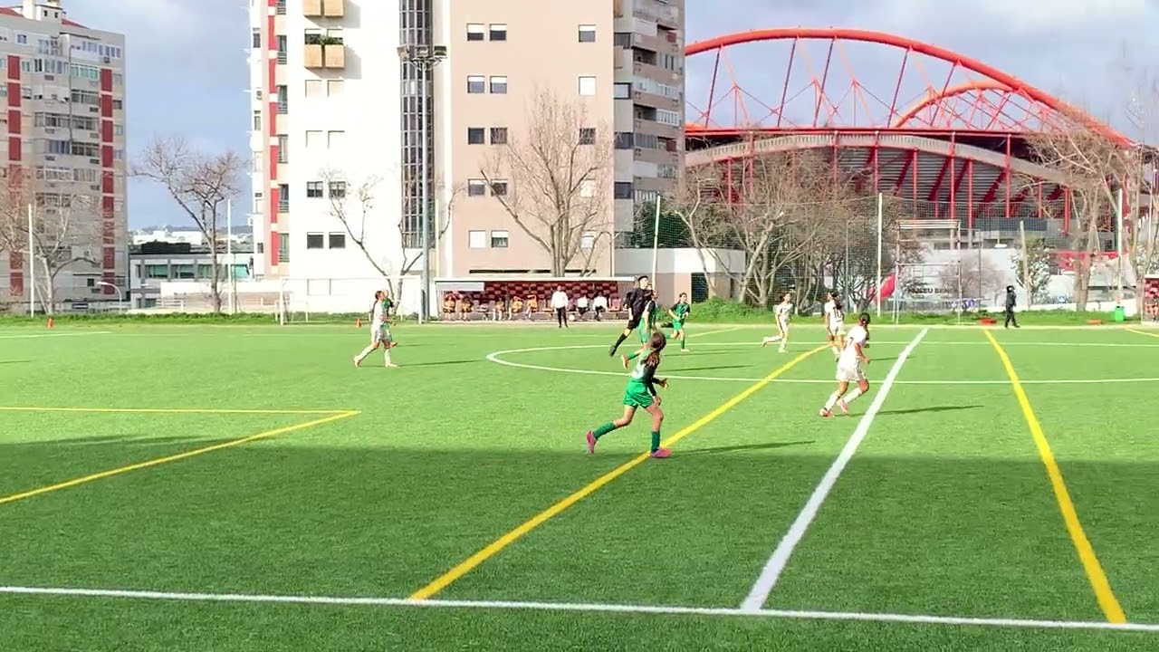 SLB 5 - 0 Leões Porto Salvo - Parte 01