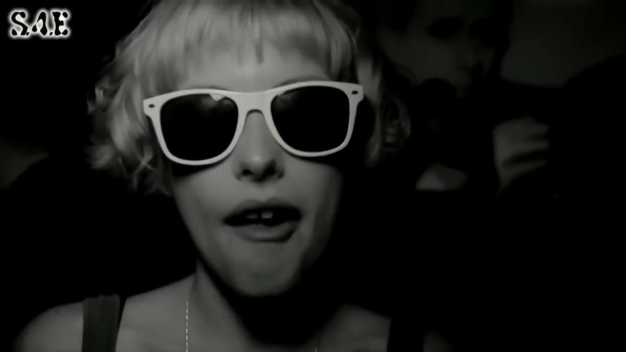 Tiga ,Zyntherius Sunglasses At Night Tocadisco Remix (Improved video AI)