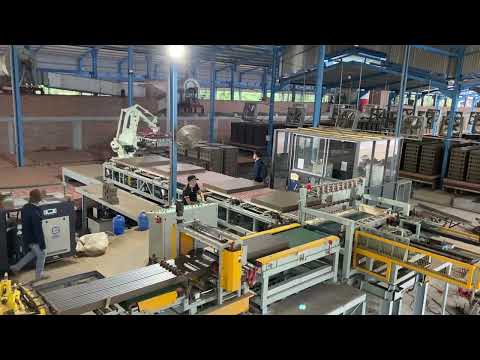 Video Hệ thống máy đùn, robot sản xuất gạch tuynel 6 lỗ - youtube