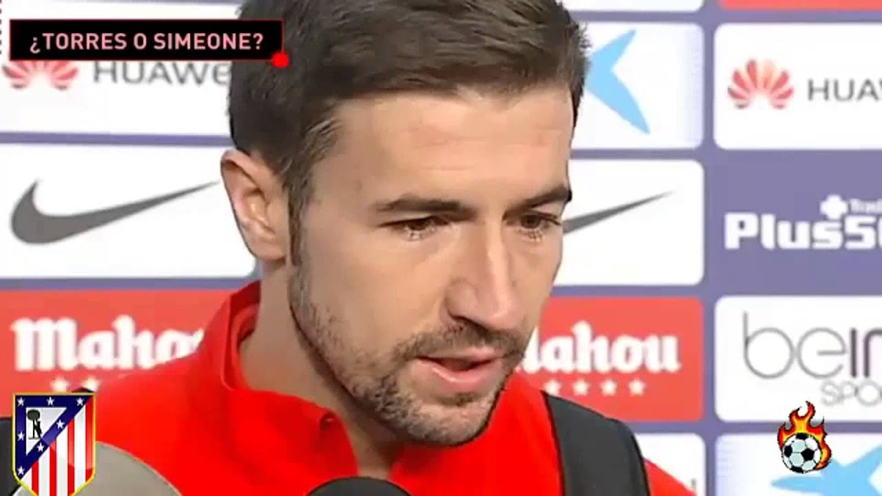 Fernando Torres es ovacionado por la afición del Atlético Madrid ante el Celta 2016