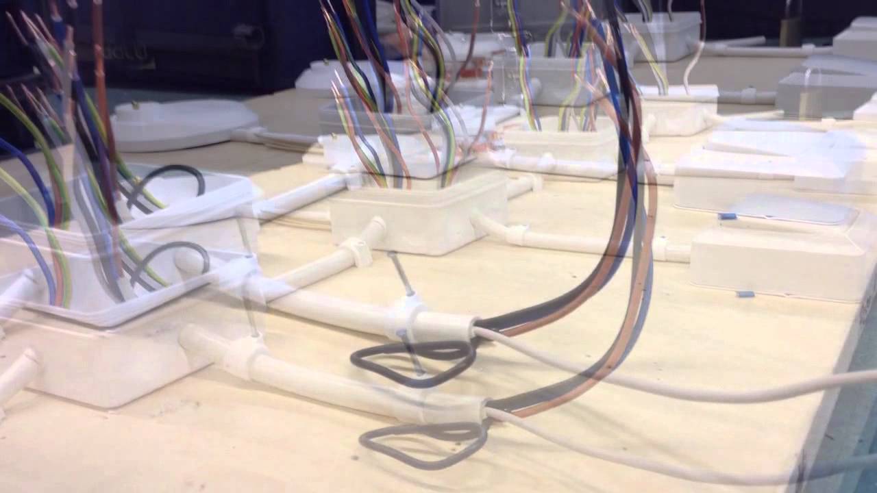 Käytävä valo-ohjaus