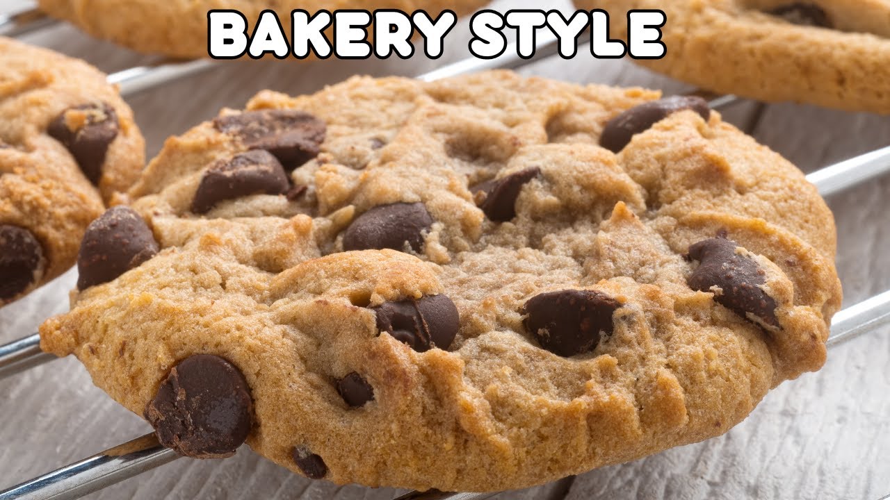 Bakery Style Chocolate Chip Cookie (Without Butter)