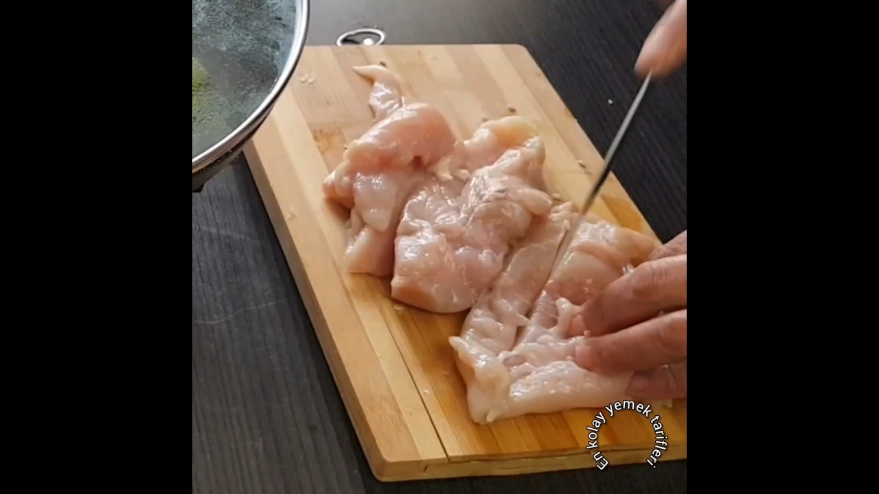 AKŞAMA NE YEMEK YAPSAM DİYE DÜŞÜNME TAVADA 10 DAKİKADA KOLAY TAVUK SOTE  TARİFİ #shorts