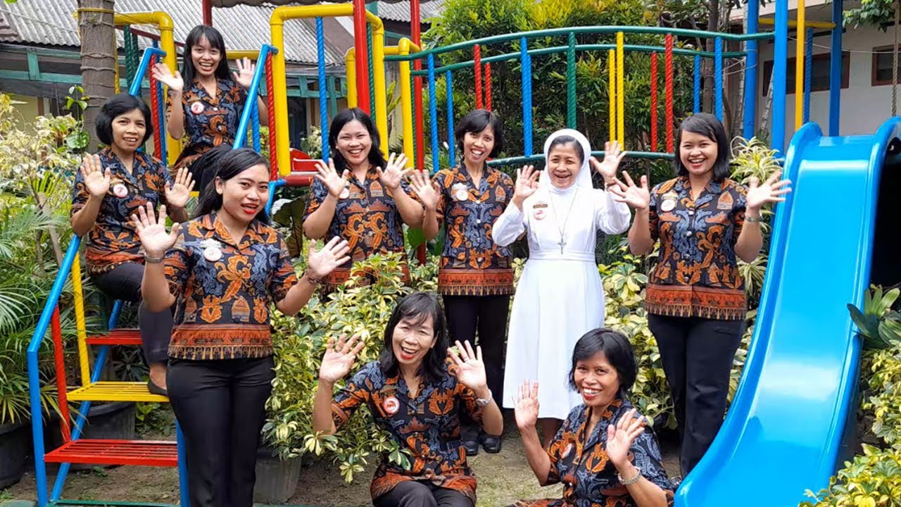 MENGENAL LINGKUNGAN SEKOLAHKU DI KB-TK FRANSISKUS 1 TANJUNGKARANG