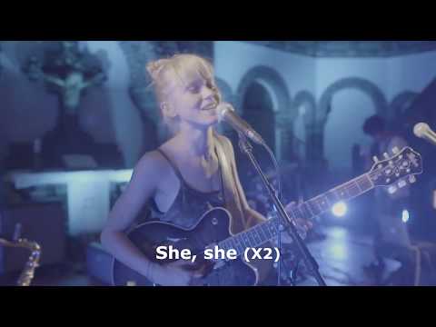 Alice Phoebe Lou - She - Lyrics