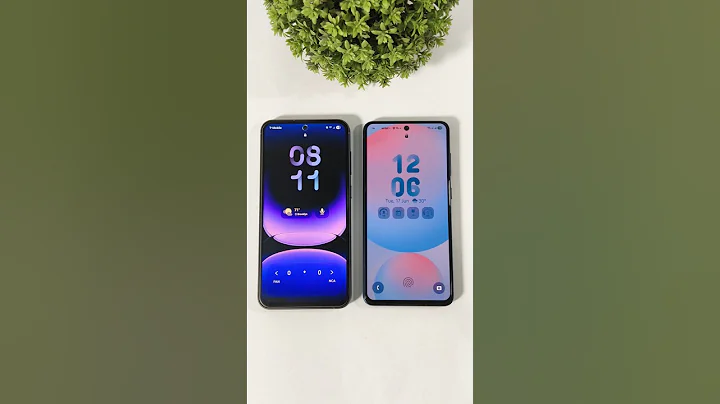 One UI 8 or One UI 7 Lock Screen Clock ? #oneui8 #oneui7 #oneui8update #oneui7update #samsung