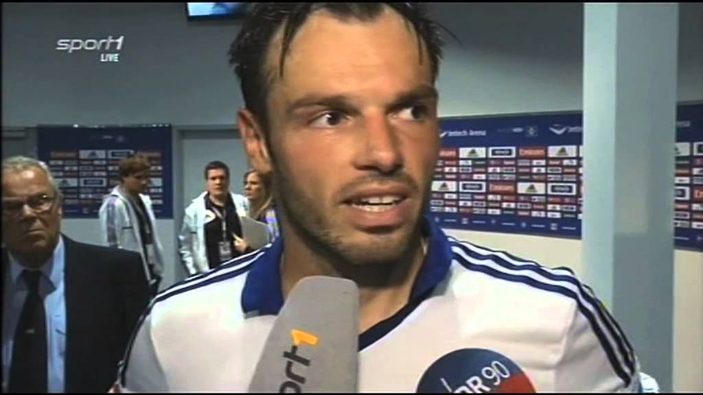 Doppelpass am 22.09.2013- HSV lässt keine Blamage aus