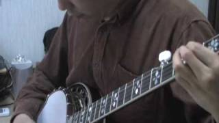 Playing "Foggy Mountain Breakdown"  with Mastertone