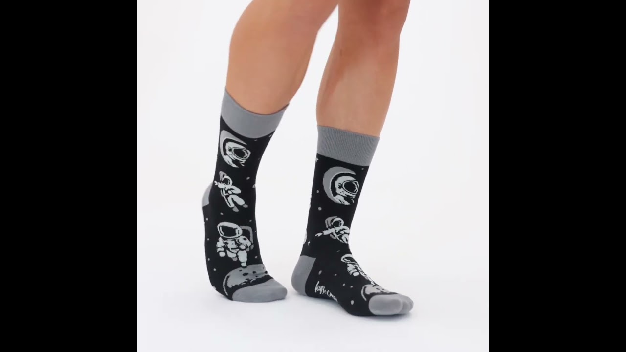 Calcetines molones — Diseño textil para Kylie Crazy · imagen 17 (video)