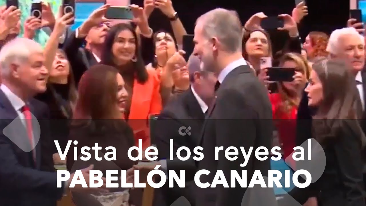 Los reyes Felipe y Letizia visitan el pabellón de Canarias en Fitur ...