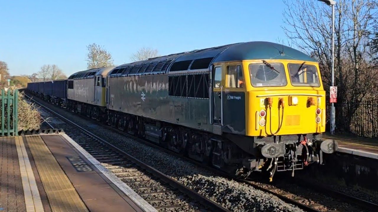 56045 & 56103 pass bedwyn working 6V23 Willesden DC to Merehead Quarry ...