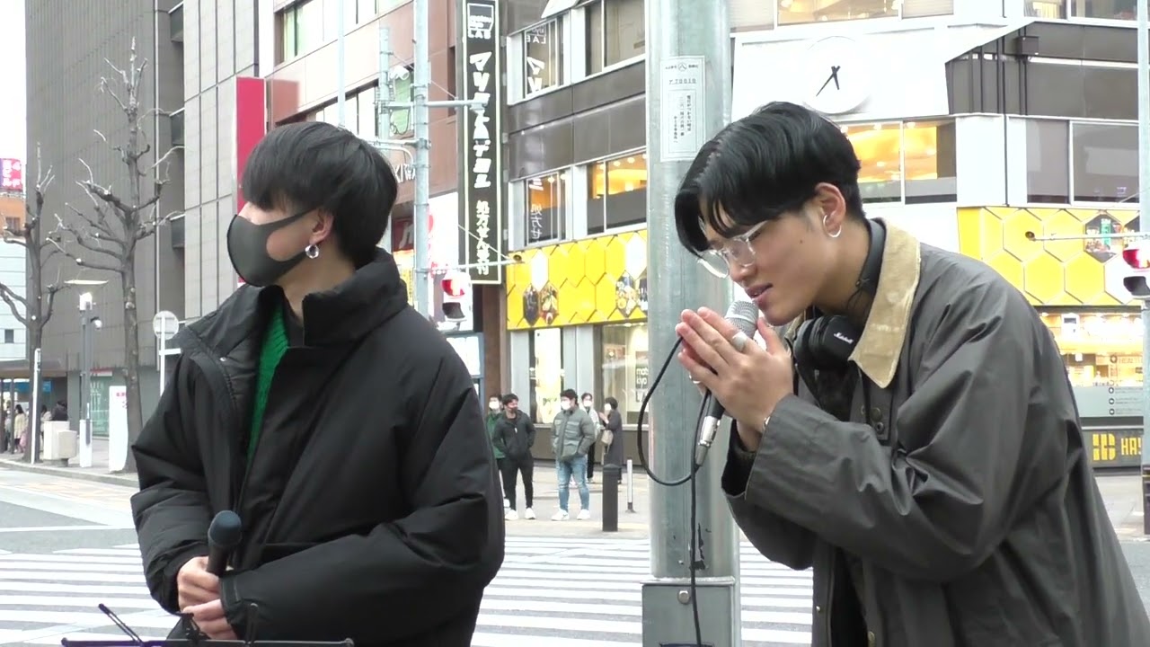 2022.4.2 #春愁(Mrs.GREEN APPLE) #Haaakun #拓朗 #路上ライブ #金山 @ha_kun0823 @10969tkr adlı videoyu YouTube'da izle 2022.4.2 #春愁(Mrs.GREEN APPLE) #Haaakun #拓朗 #路上ライブ #金山 @ha_kun0823 @10969tkr adlı videoyu YouTube'da izle