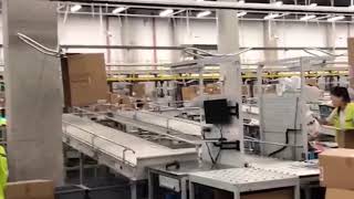 Empty Tote box conveyor