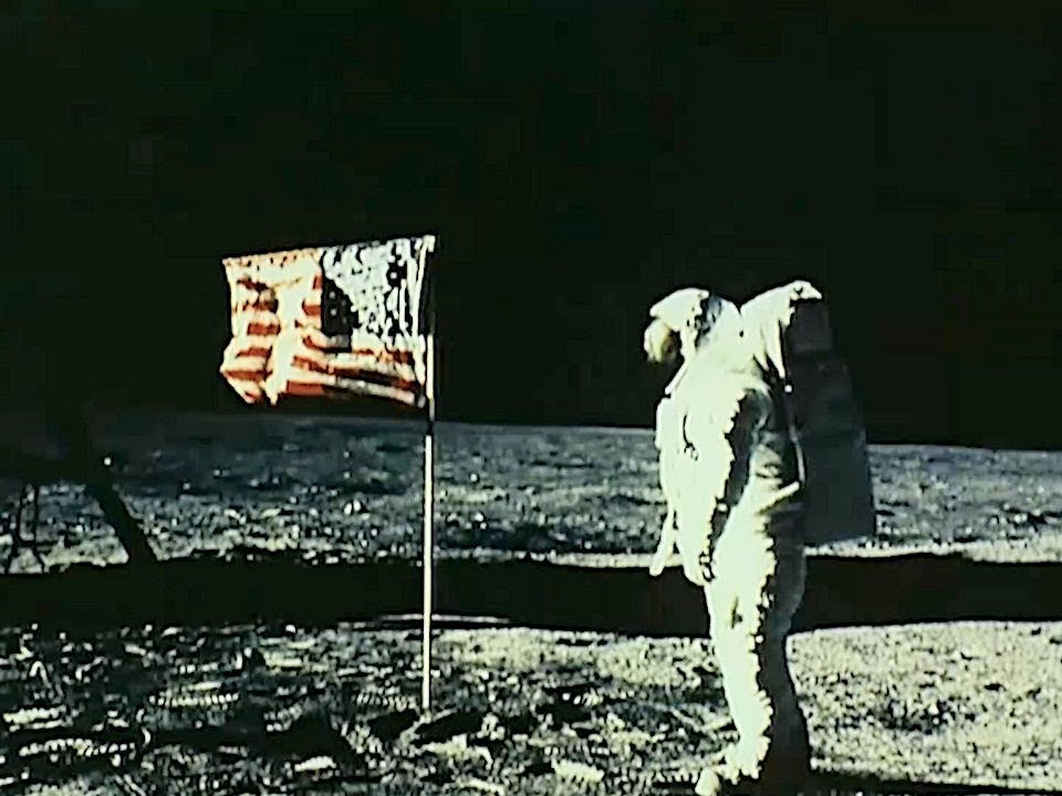 Man on the moon 1. First man on the moon 1969. армстронг на луне видео. the first man lands on the moon.