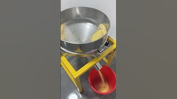 Electric sieving machine sieving millet