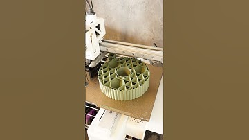 Everyone Could Use One of These 3D Printed Lamps  #desklamp #3dprinting #lamp #timelapse #homedecor