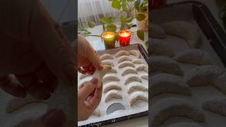 Vanilla Crescent cookies! Einfach Rezept für Vanillekipferl