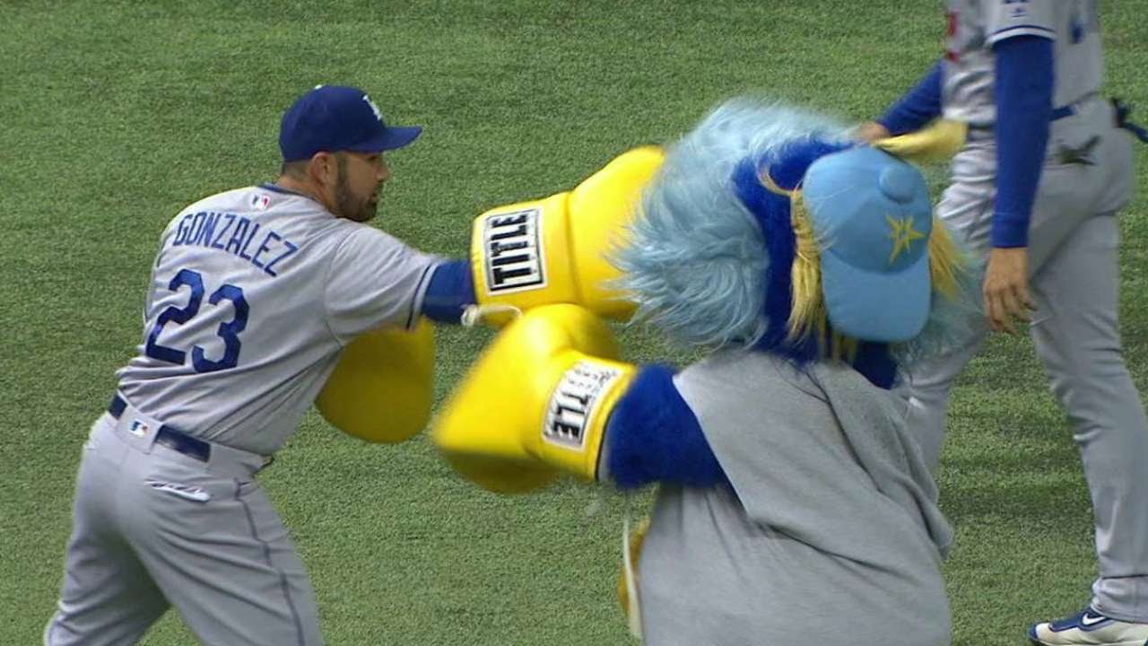 LAD@TB: Gonzalez and Rays' mascot square off