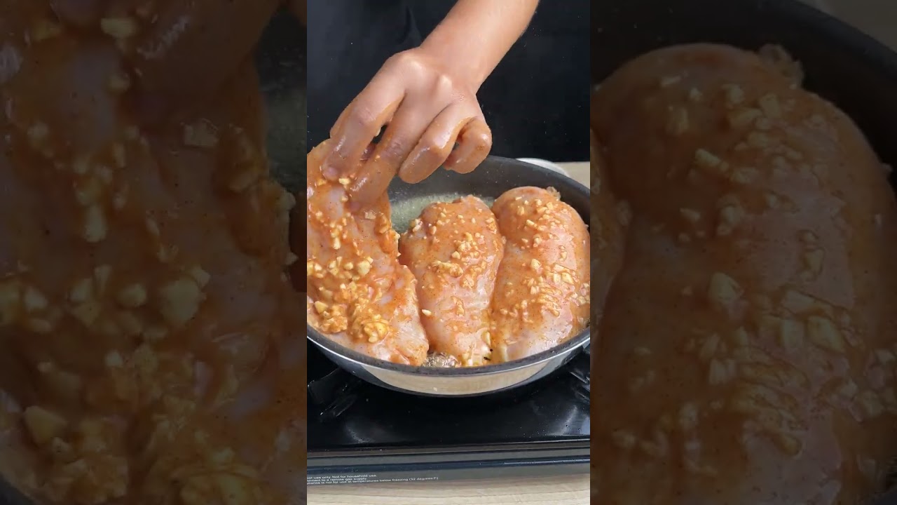 Fried chicken breast, mouth-watering crunchiness!