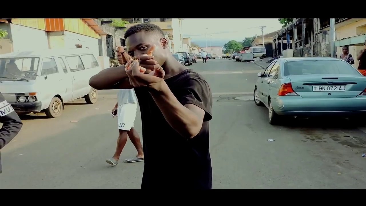 Ela Nguema Ganster - Mi pengal