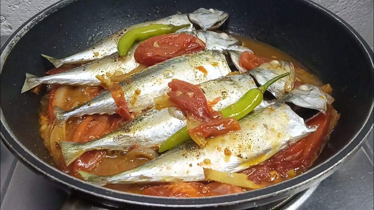 SIKRETO SA MAS MASARAP NA KINAMATISANG ISDA! NO WATER ADDED! SUPER EASY RECIPE!