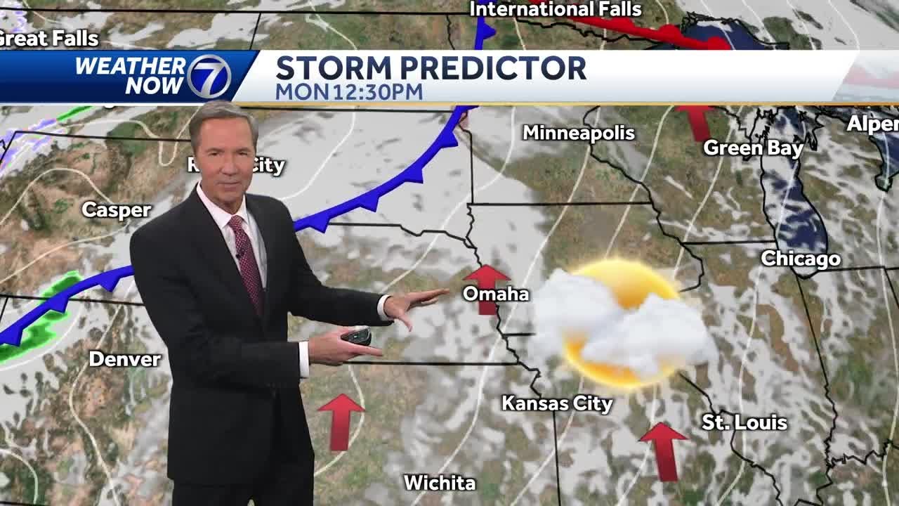 Breezy and warm Monday in Omaha - YouTube