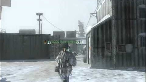 CoD Black Ops - 1 Tomahawk 4Kills Across The Map on Summit