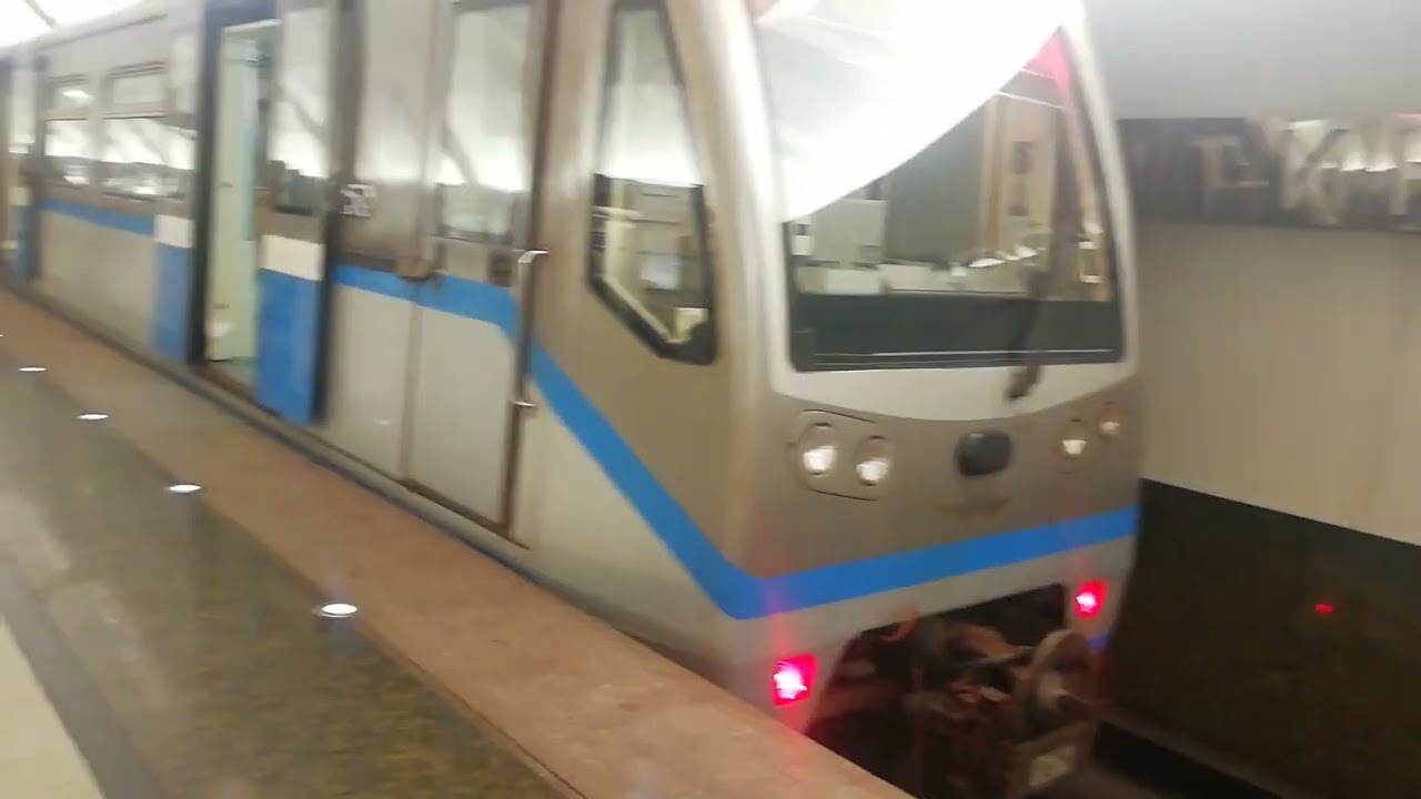 метро. станция Митино посадки НЕТ! - YouTube