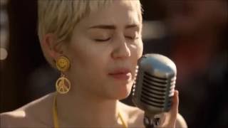Ariana Grande vs Demi Lovato vs Miley Cyrus (live battle)