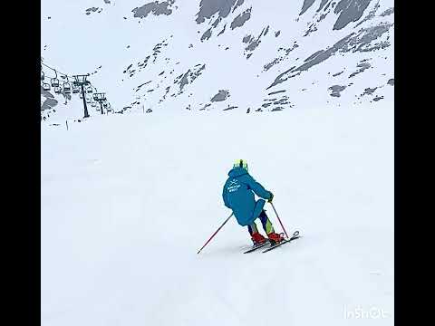 10 year old Slalom training on Molltaler glacier. 