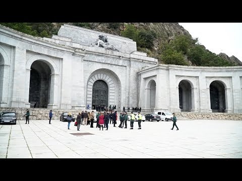 Helicóptero,  cámaras y personal: todo listo en el Valle de los Caídos para la exhumación de Franco