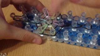 картинка: Кольцо Цветочек из резинок на станке Rainbow loom