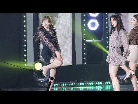 에이프릴 APRIL : 봄의나라이야기 April <strong>Story</strong> : 윤채경 Chae Kyung 직캠 <strong>fancam</strong> : 광화문광장 191006