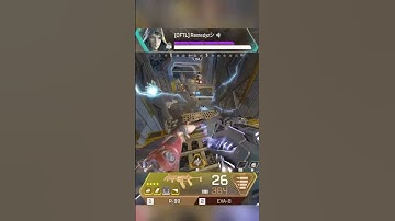 The Most Aggressive Ash #apex #apexlegends #apexlegendsclips #1v3 #aim #movement #ranked