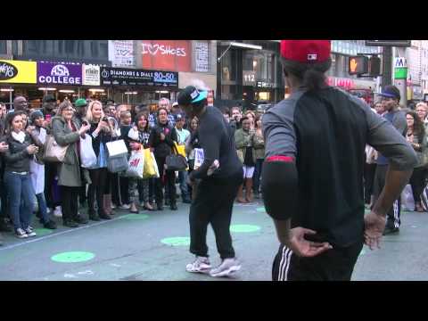 Manhattan Broadway & 34st performers PAPA americano