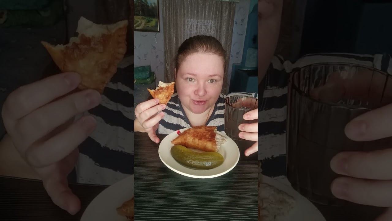 Мукбанг Домашние чебуреки/огурцы солёные/Высказала всё хейтерюгам😈😈😈
