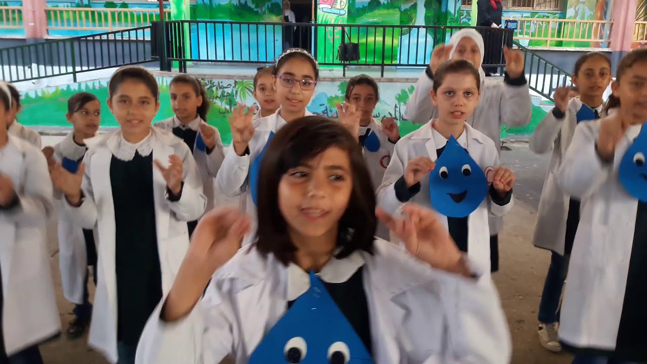 استعراض اليوم العالمي لغسل اليدين بالماء والصابون