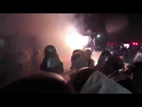 2016台南鹽水蜂炮。14號晚，雷連炮。