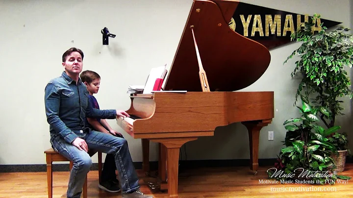 100 Left Hand Patterns Every Piano Player Should K...