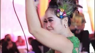 Dua Lalaki Madlay Garut Kota Intan