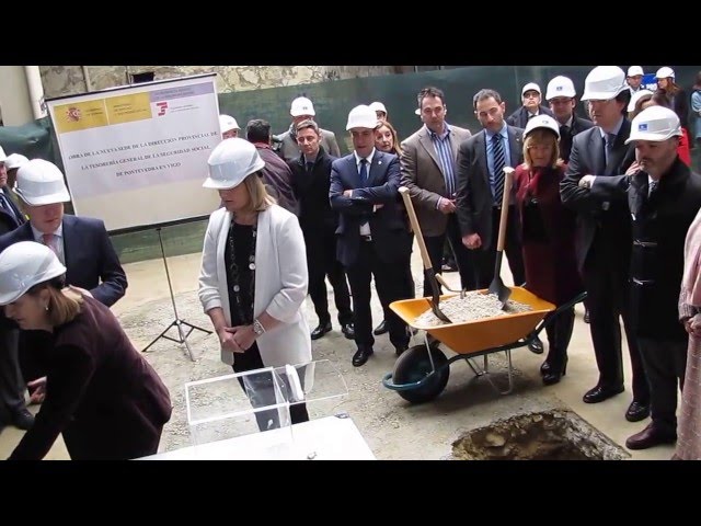 Discusi&oacute;n en el acto de primera piedra del edificio de la Seguridad Social en Vigo