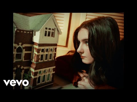 Muireann Bradley - Not Going Back (Visualiser)