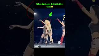 When Rosé Gets Distracted By Fans🤣