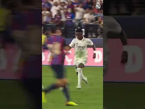 مراوغات فينيسيوس ضد برشلونة