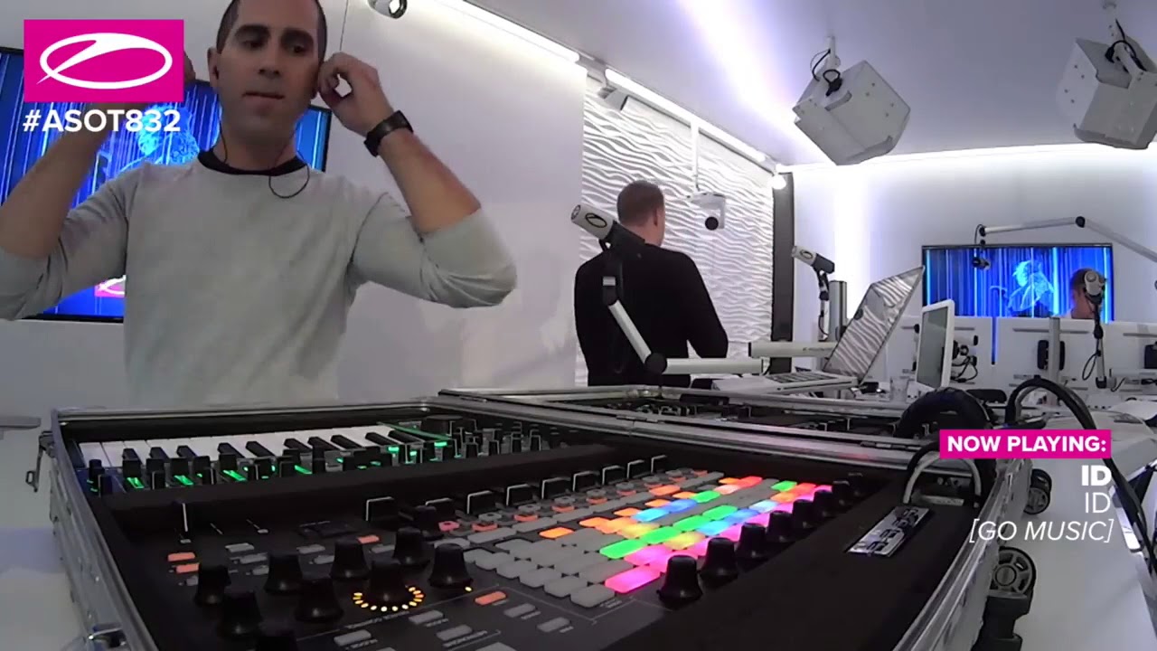 Giuseppe Ottaviani Live  ASOT 832