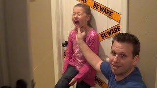 HOW TO PULL OUT A TOOTH WITH A DOOR!