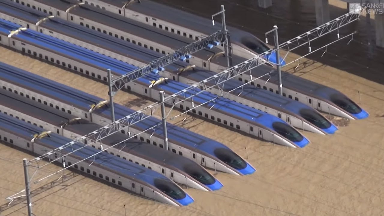 台風19号】千曲川決壊で大規模洪水 - YouTube